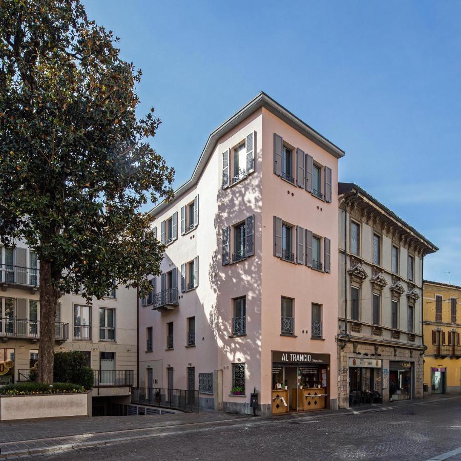 30Cavour Luxury Suites Pavia Exterior foto
